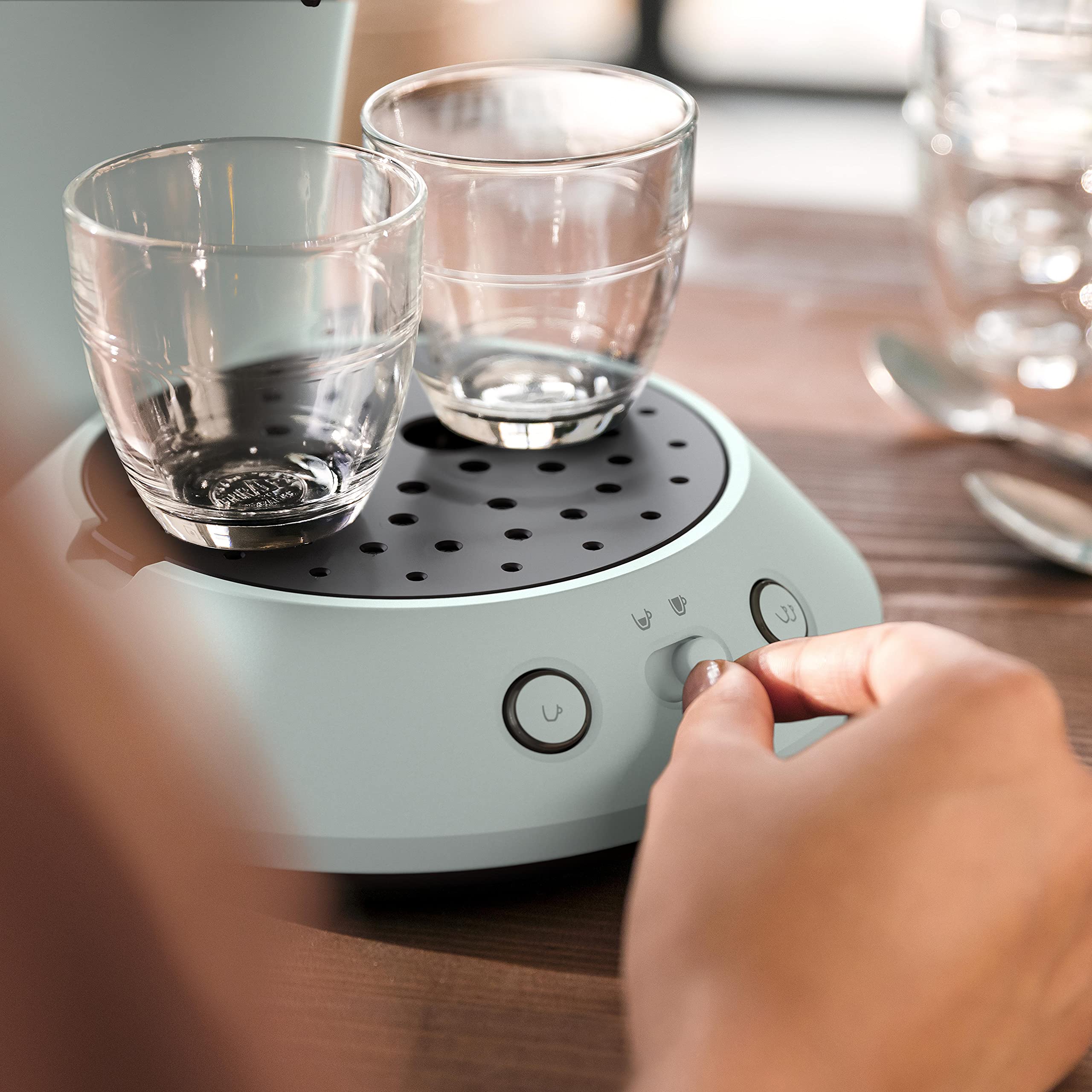 Machine à Café Compacte pour Camping-Car & Glamping – Menthe Pâle, Booster d'Arômes, Crema Plus (CSA210/21)